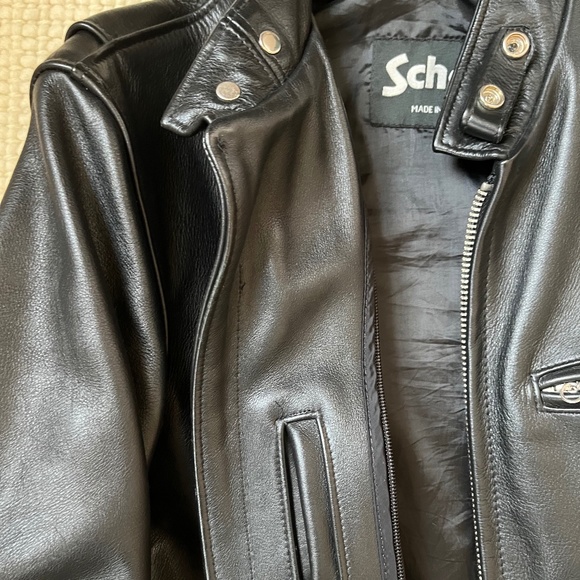 Schott 141 Classic Racer Leather Motorcycle Jacket - Picture 10 of 10